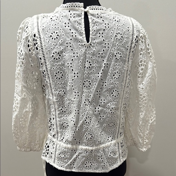 Elegant White Eyelet Lace Top Banana Republic size S - Picture 7 of 8